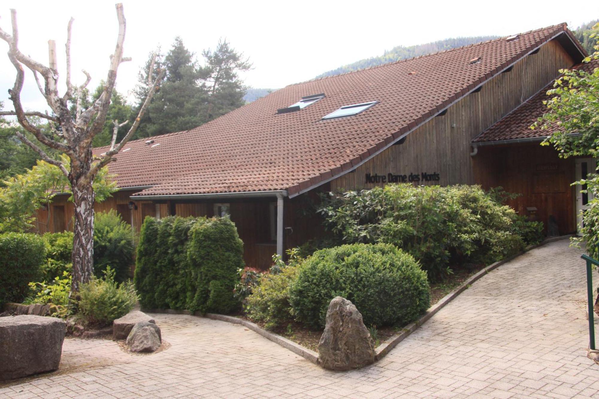 Hotel Notre Dame Des Monts Ban-sur-Meurthe-Clefcy Exterior foto